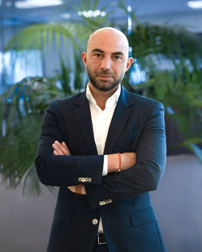 Sezer Duygulu, Founder of Solutions