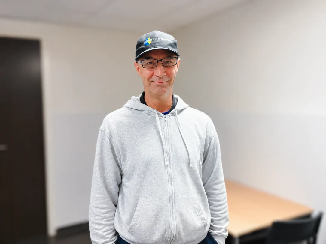 Grzegorz deelt zijn ervaring met werken in Nederland via Solutions